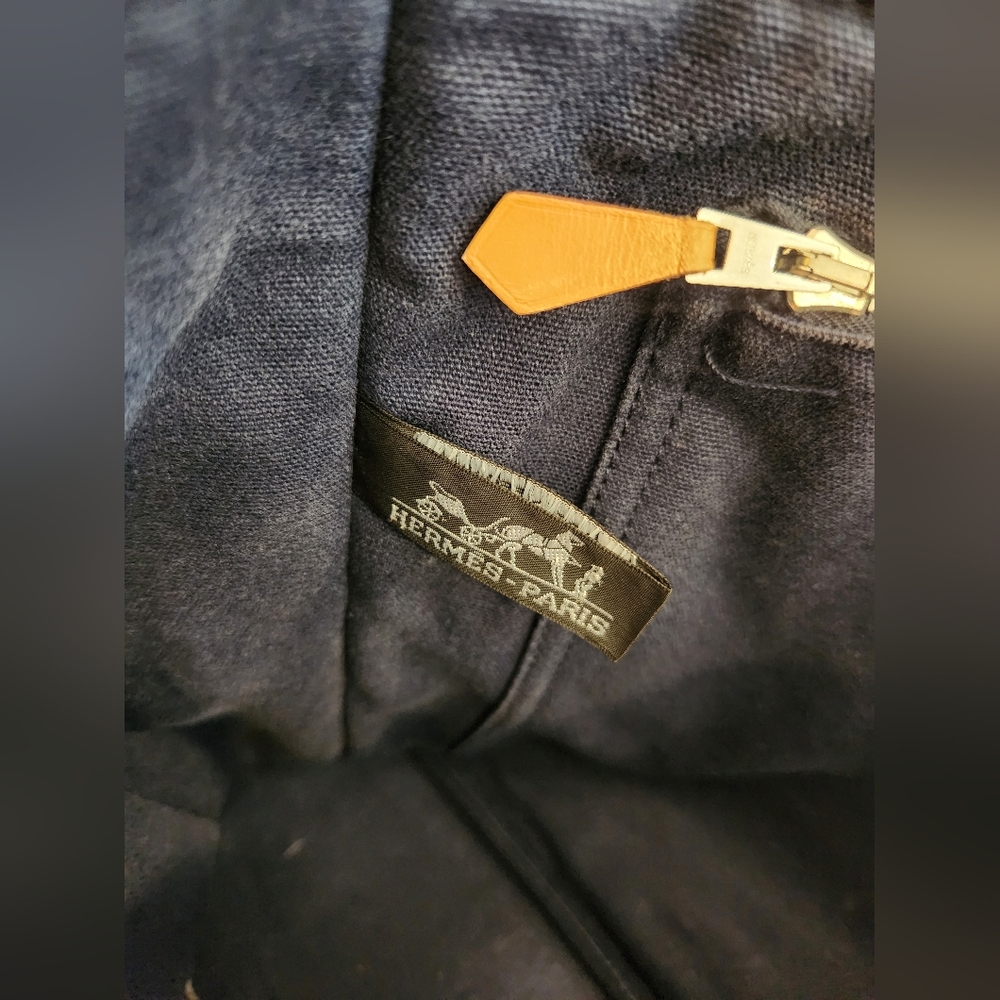 Hermes Large Paris Fourre Tote In Navy. - Picture 13 of 15